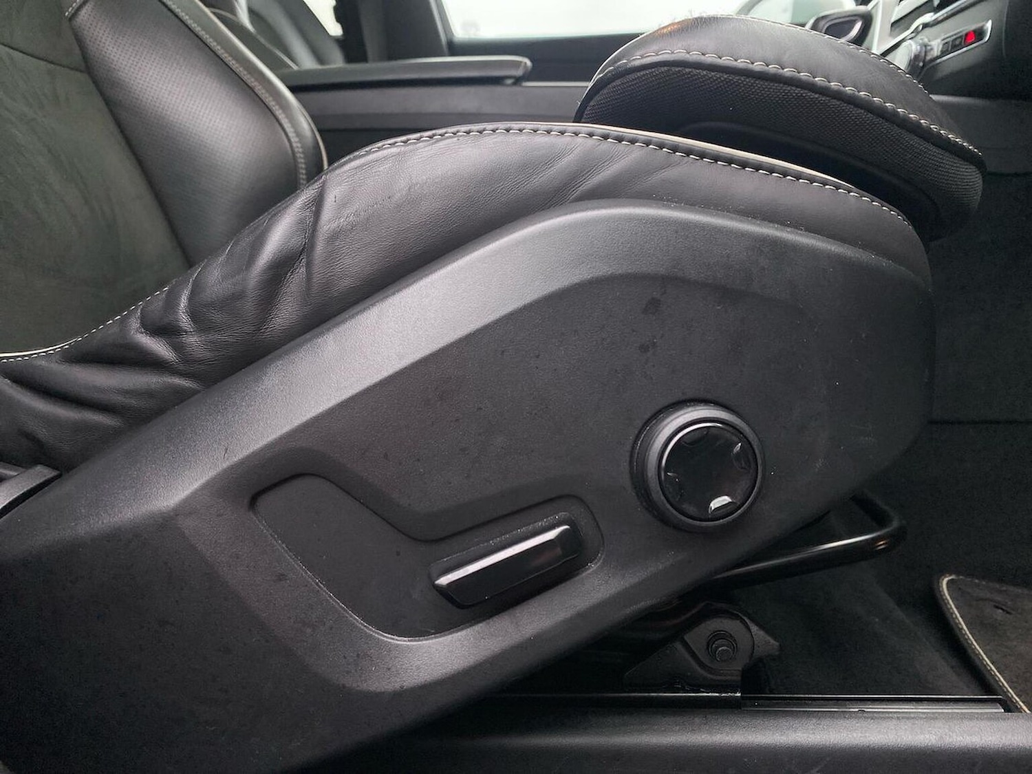 Used Volvo XC60 2019 for sale - 76455297: Photo 29