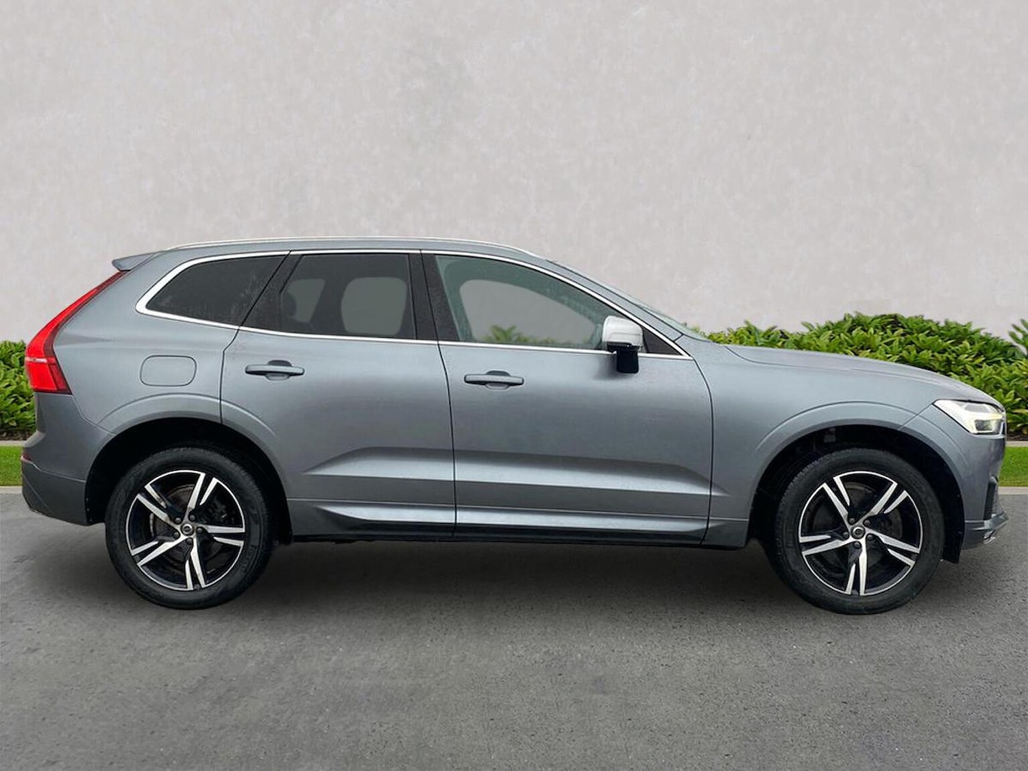 Used Volvo XC60 2019 for sale - 76455297: Photo 3