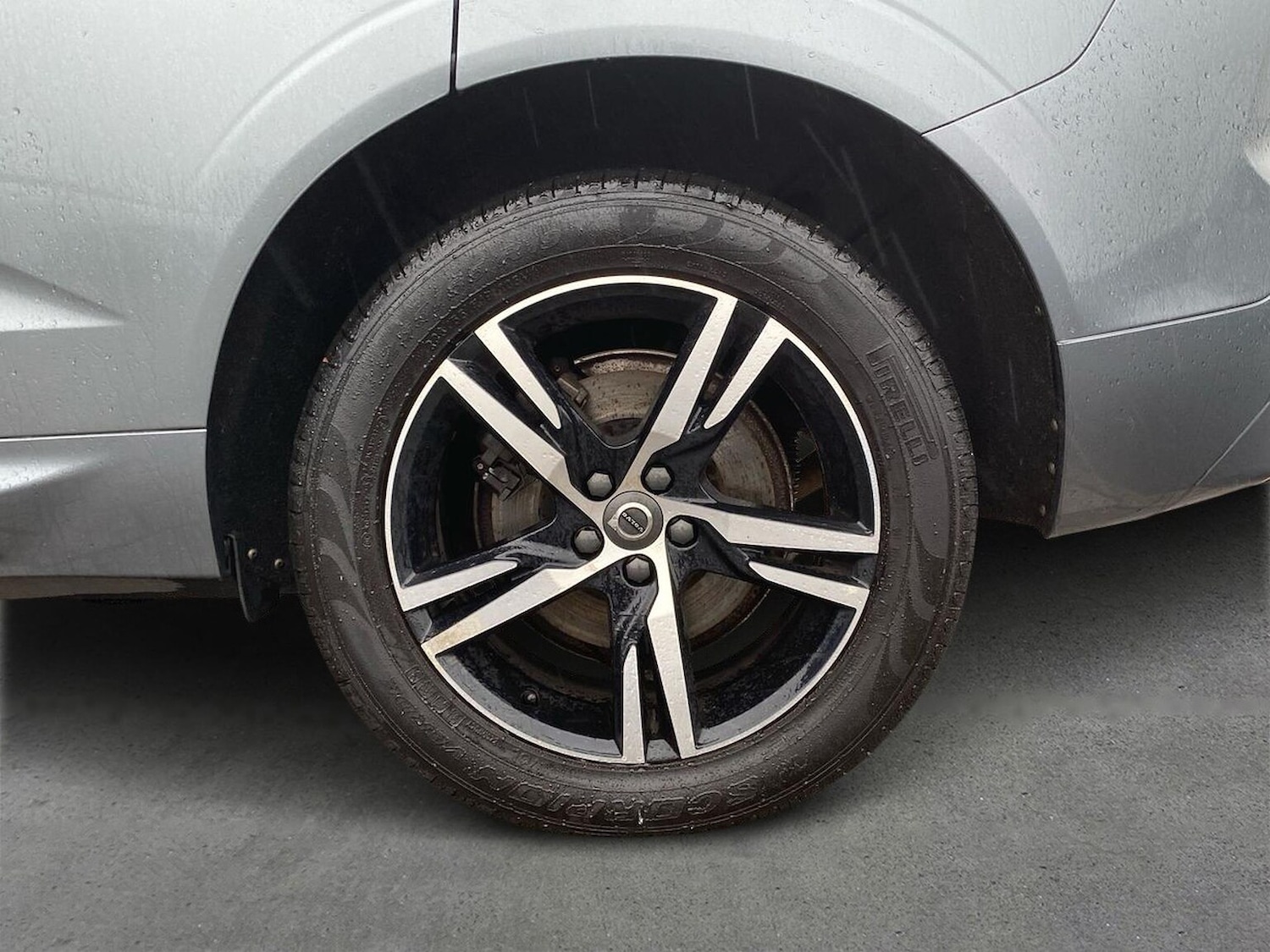 Used Volvo XC60 2019 for sale - 76455297: Photo 6