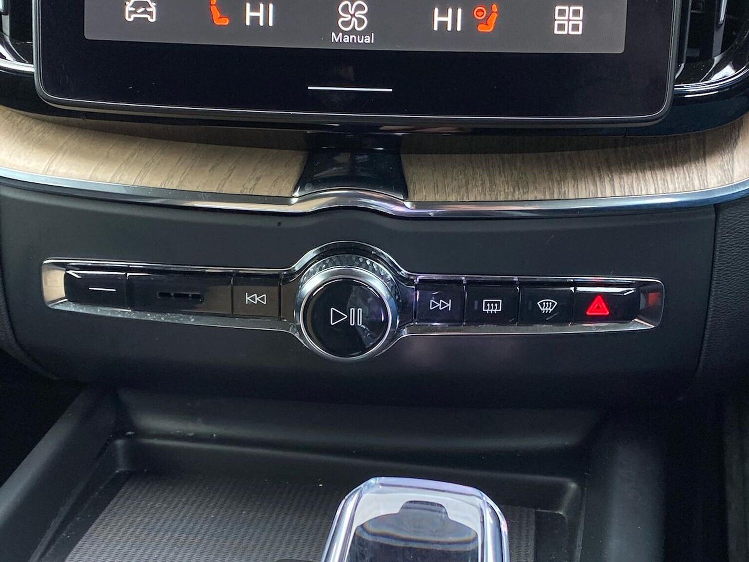 Used Volvo XC60 2025 for sale - 77901701: Photo 12