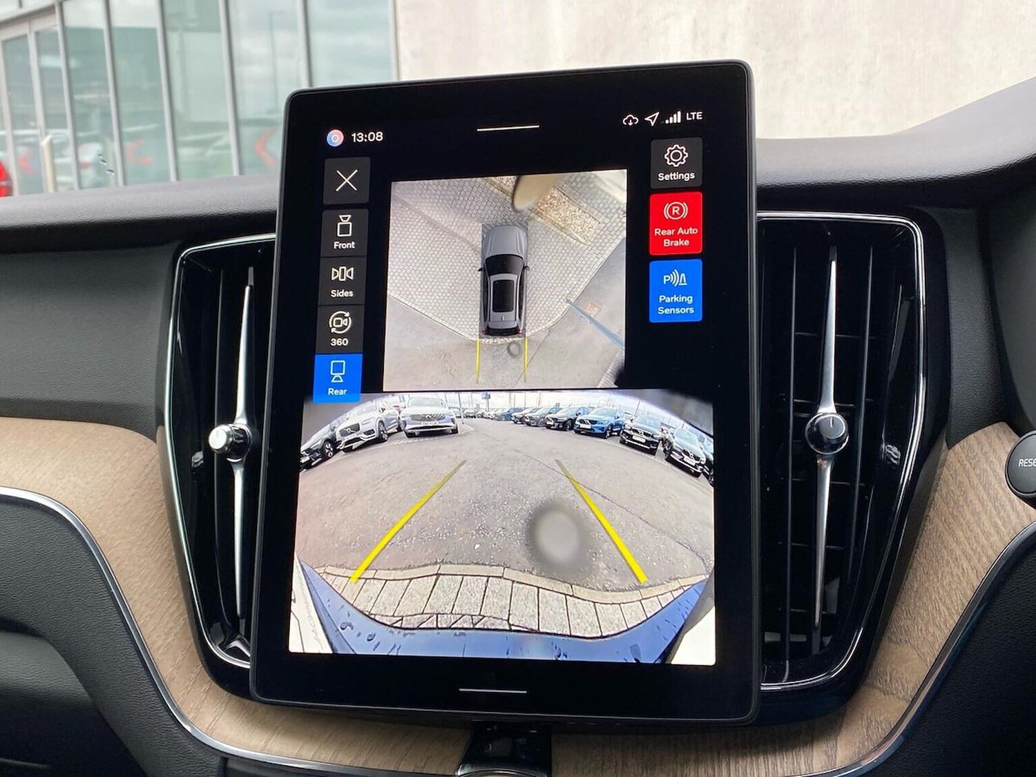 Used Volvo XC60 2025 for sale - 77901701: Photo 23