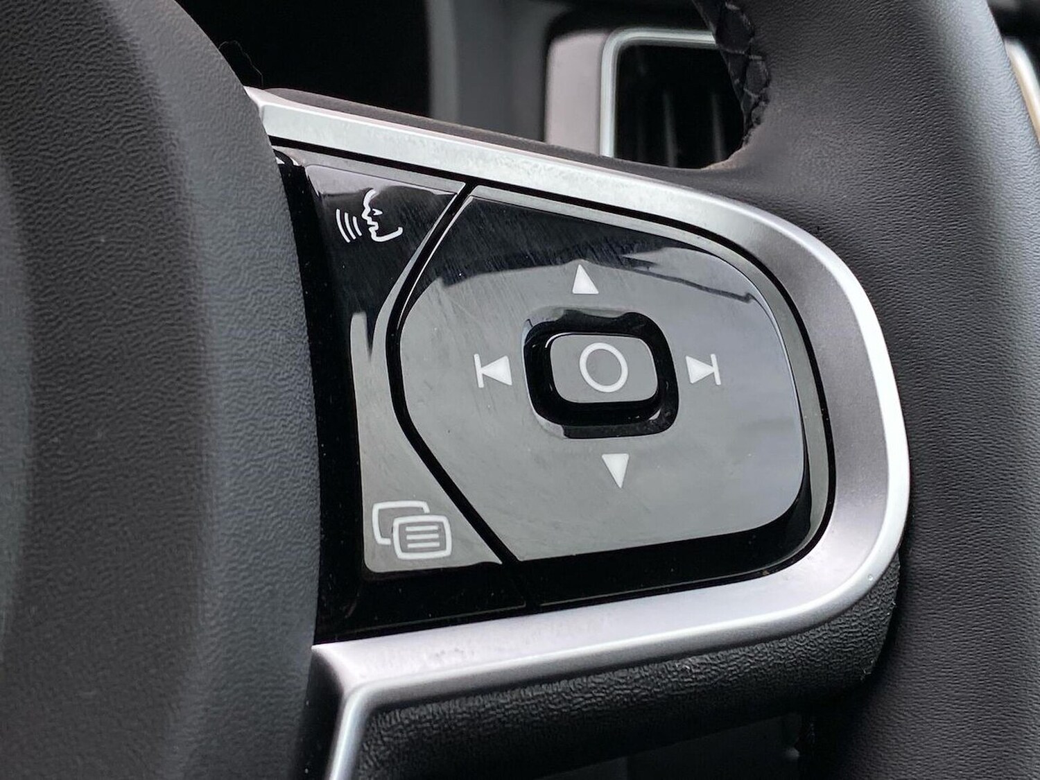 Used Volvo XC60 2025 for sale - 77901701: Photo 26