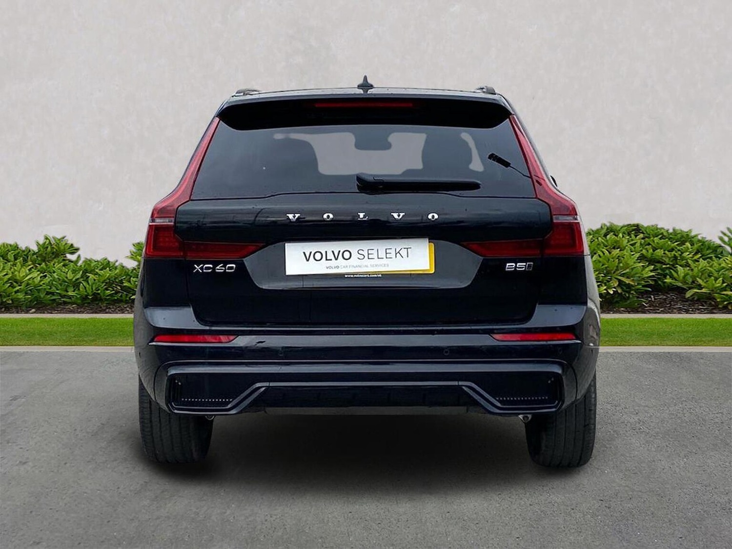 Used Volvo XC60 2025 for sale - 77901701: Photo 4