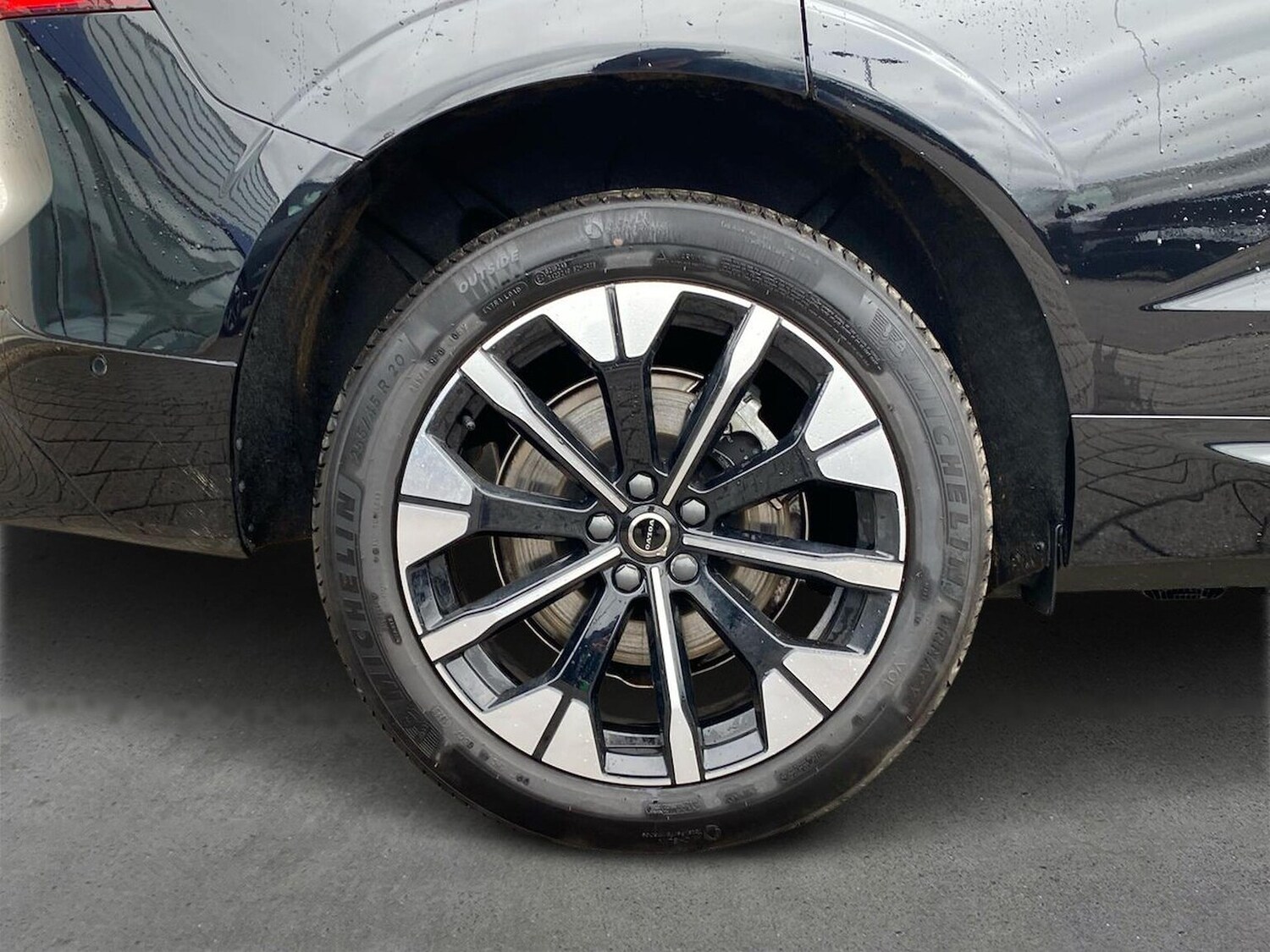 Used Volvo XC60 2025 for sale - 77901701: Photo 6