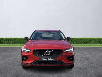 Used Volvo V60 2025 for sale - 79330275: Photo