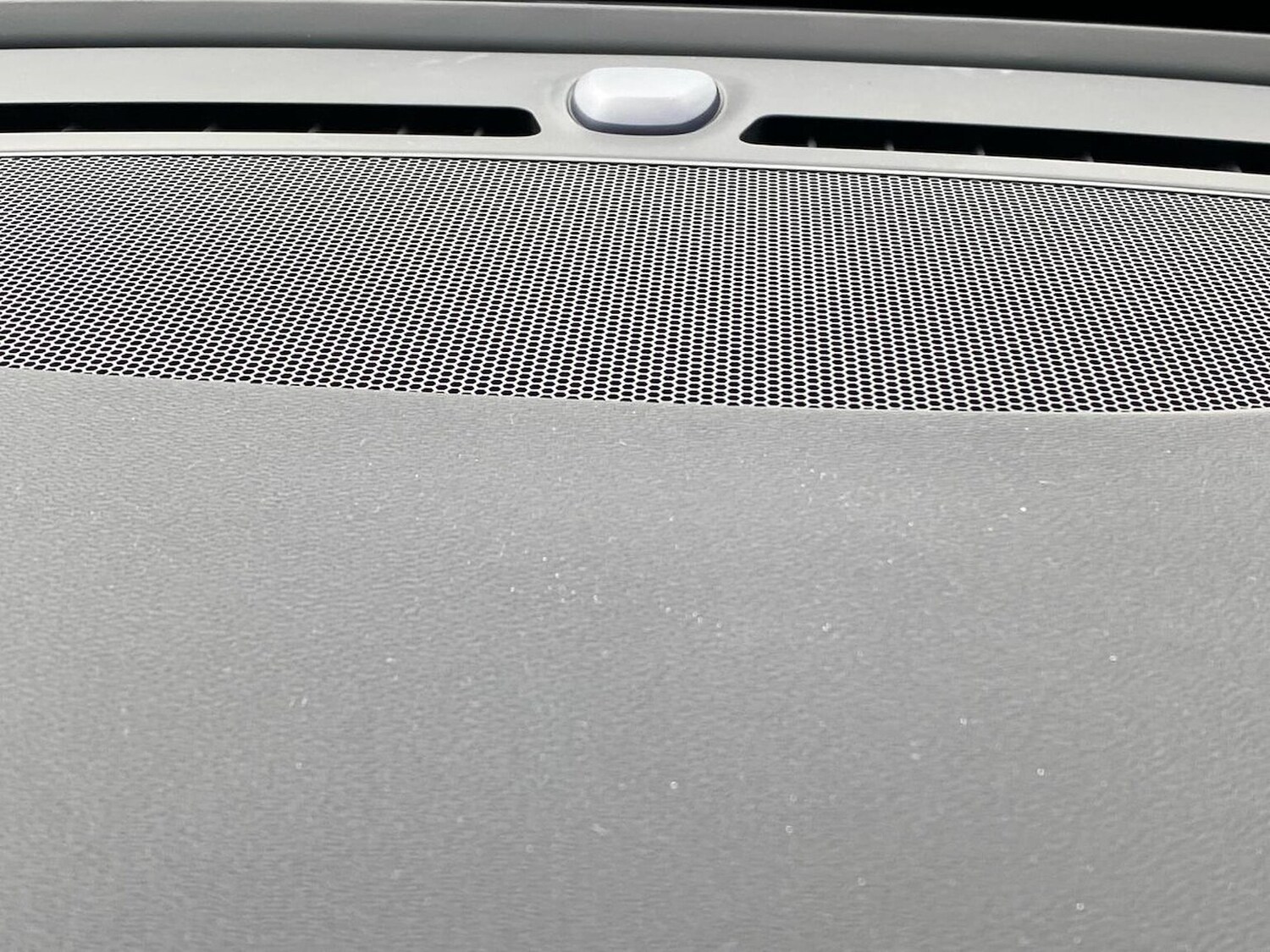 Used Volvo XC40 2025 for sale - 76281225: Photo 32