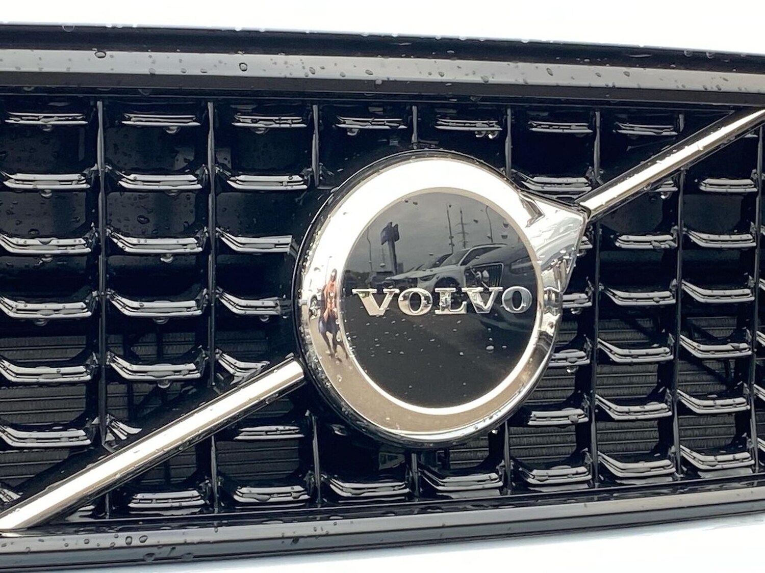 Used Volvo XC40 2025 for sale - 76281225: Photo 33