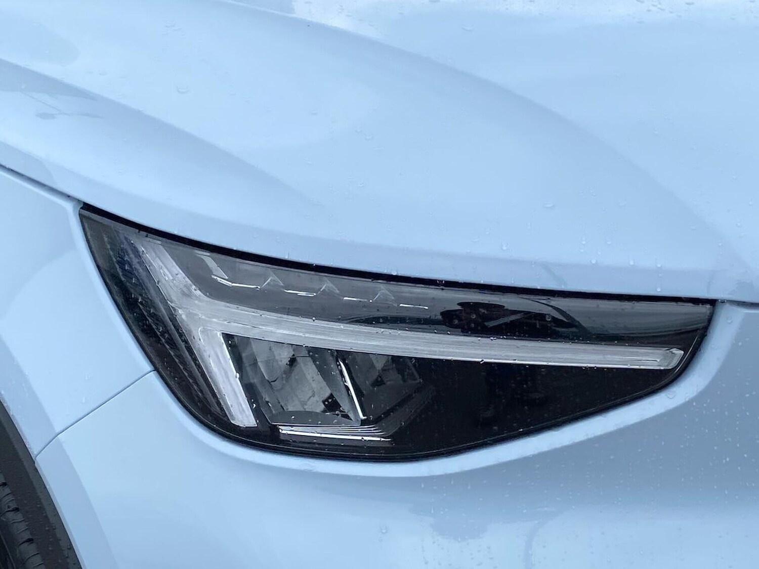 Used Volvo XC40 2025 for sale - 76281225: Photo 34