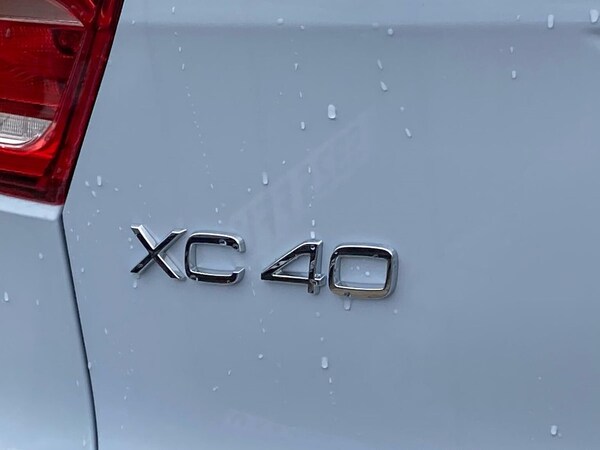 Used Volvo XC40 2025 for sale - 76281225: Photo 35