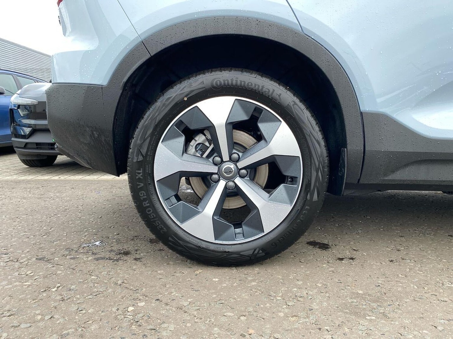 Used Volvo XC40 2025 for sale - 76281225: Photo 7