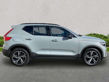 Used Volvo XC40 2024 for sale - 78310342: Photo