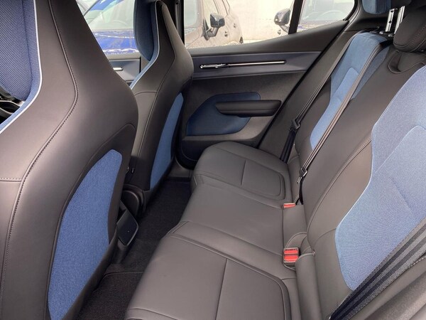 Used Volvo EX30 2025 for sale - 76273451: Photo 17