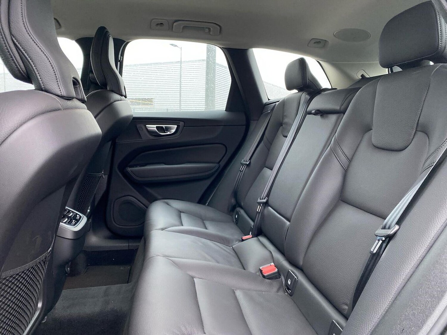 Used Volvo XC60 2025 for sale - 77845359: Photo 16