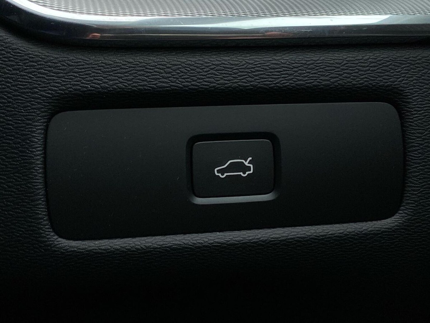 Used Volvo XC60 2025 for sale - 77845359: Photo 22