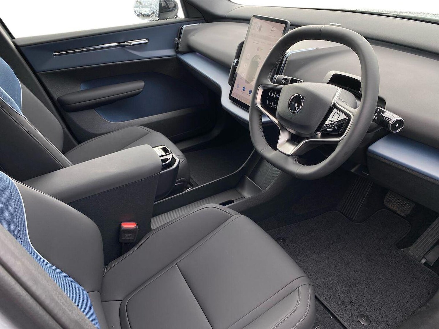 Used Volvo EX30 2025 for sale - 76115504: Photo 16