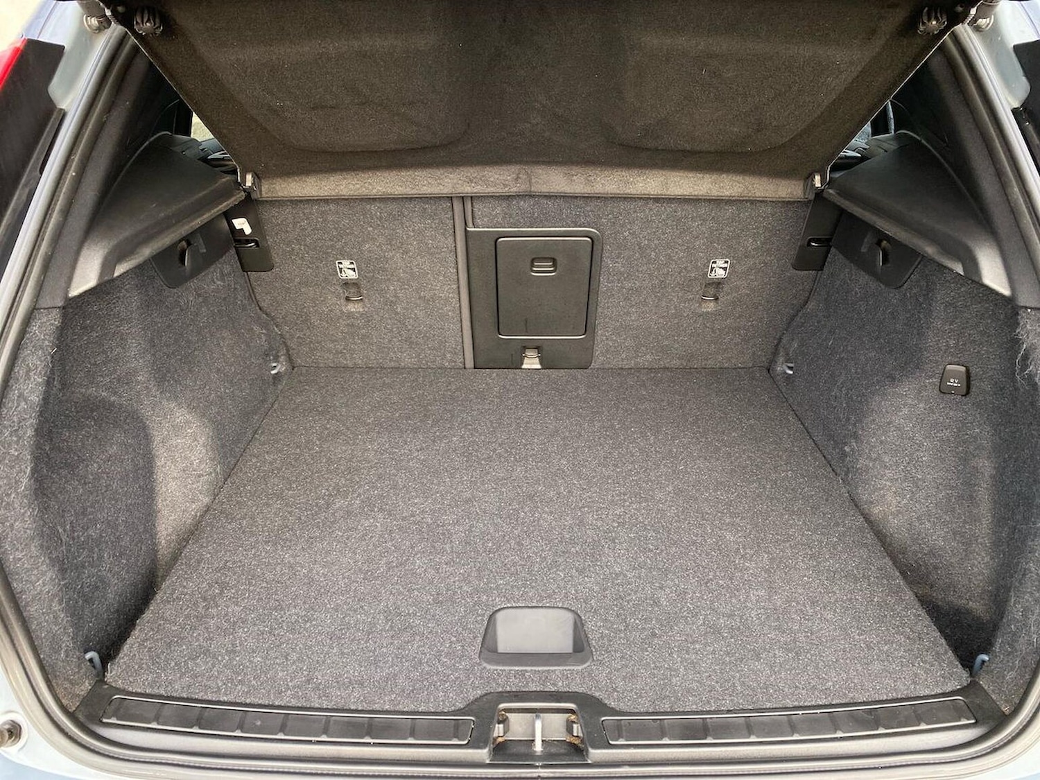 Used Volvo XC40 2021 for sale - 76958734: Photo 18