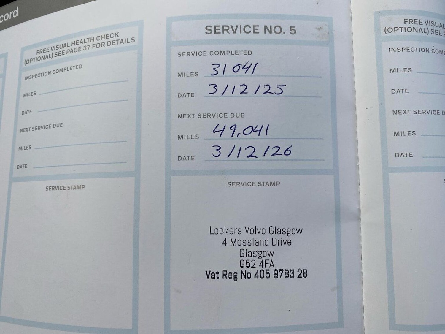 Used Volvo XC40 2021 for sale - 76958734: Photo 2