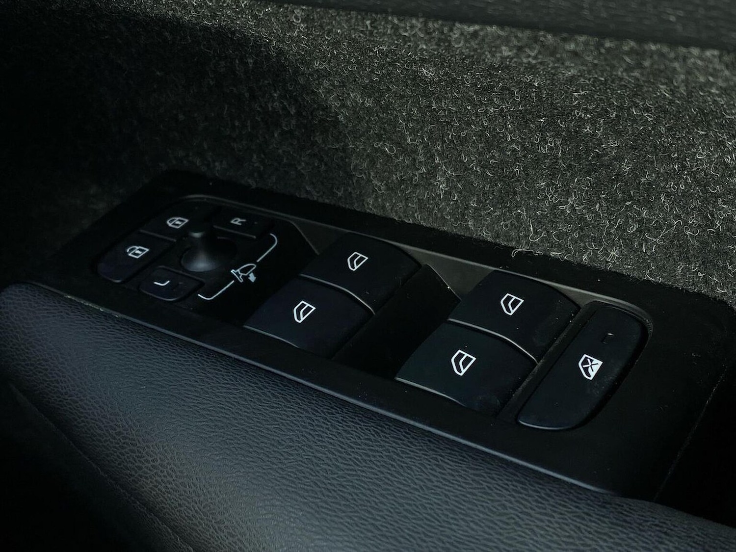 Used Volvo XC40 2021 for sale - 76958734: Photo 22