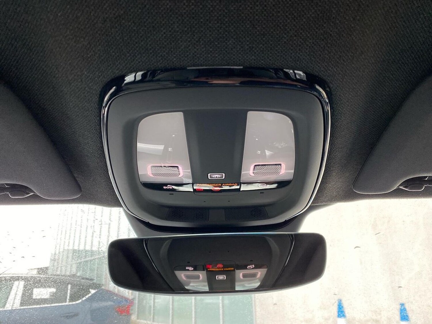 Used Volvo XC40 2023 for sale - 78191234: Photo 16