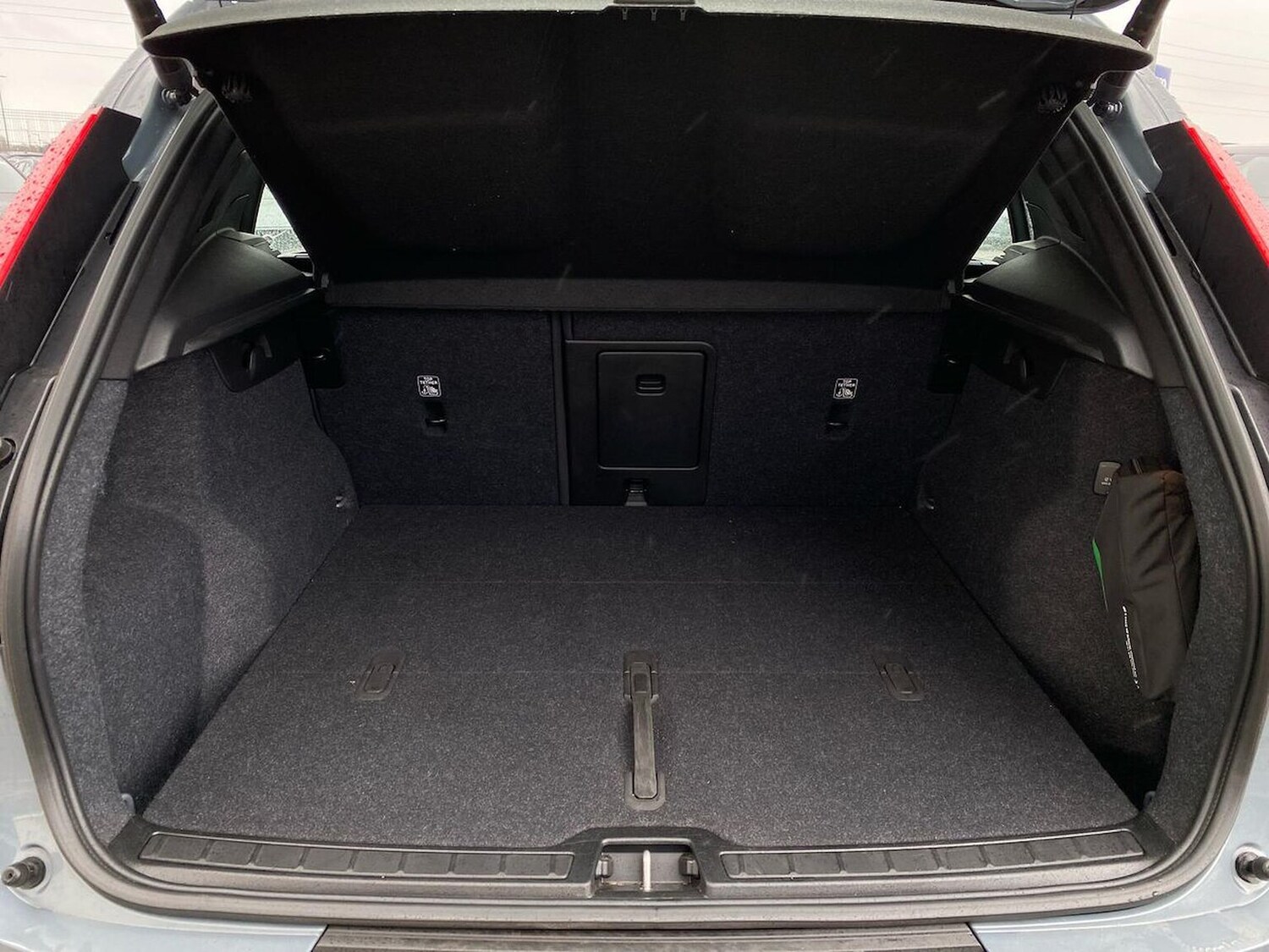 Used Volvo XC40 2023 for sale - 78191234: Photo 19