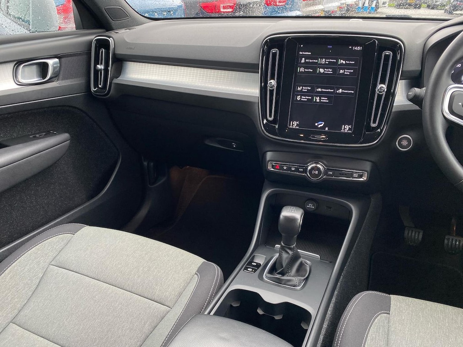 Used Volvo XC40 2020 for sale - 76335123: Photo 13