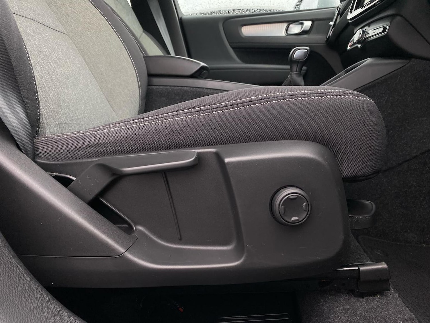 Used Volvo XC40 2020 for sale - 76335123: Photo 29