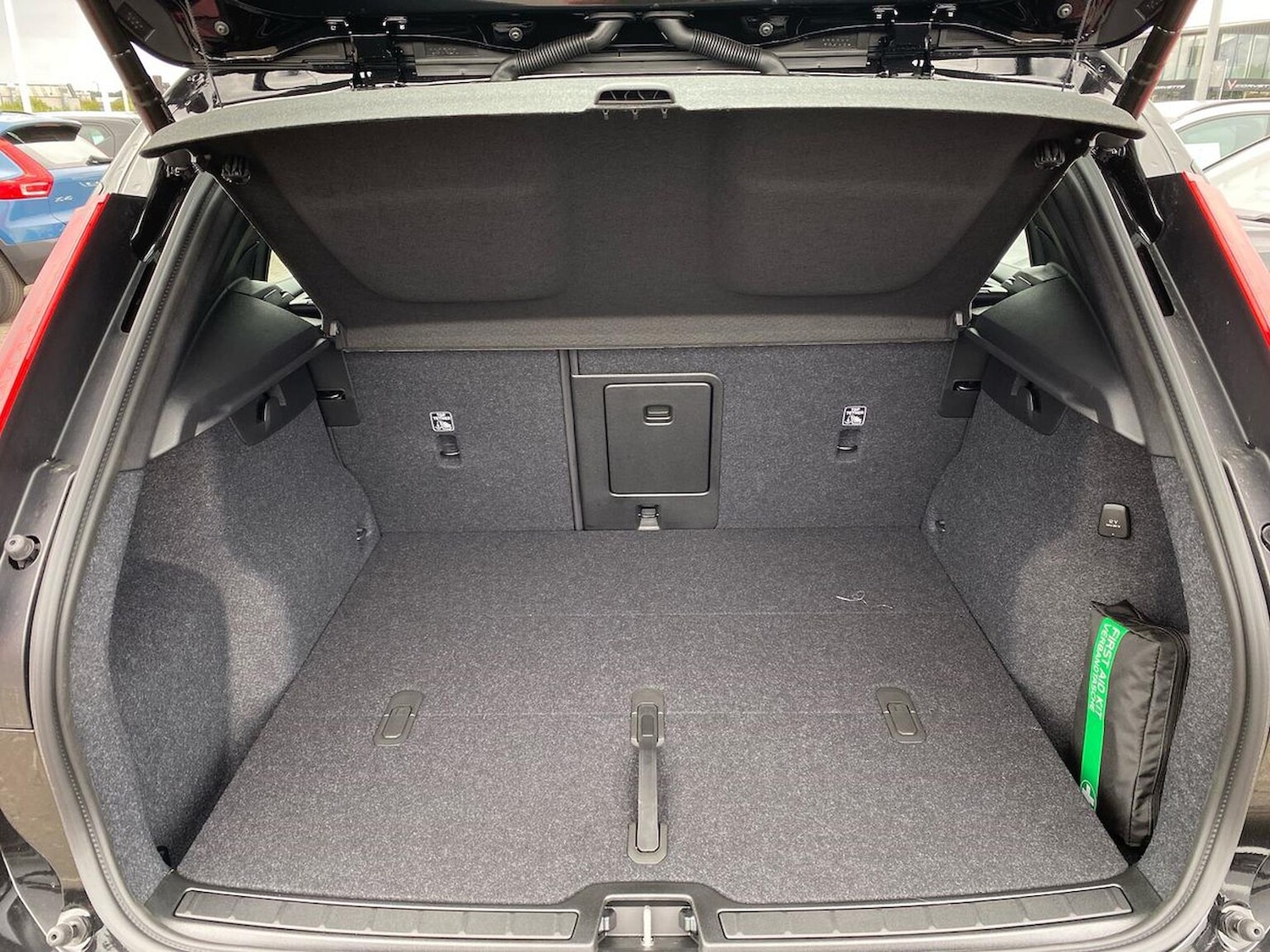 Used Volvo XC40 2025 for sale - 76115503: Photo 18