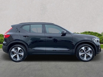 Used Volvo XC40 2025 for sale - 76115503: Photo 4