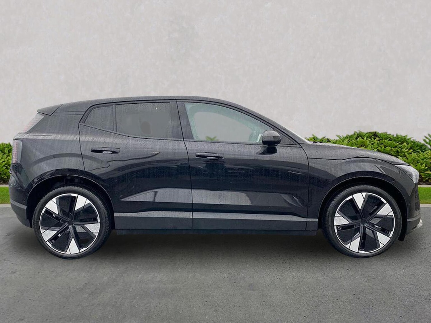 Used Volvo EX30 2025 for sale - 76763463: Photo 3