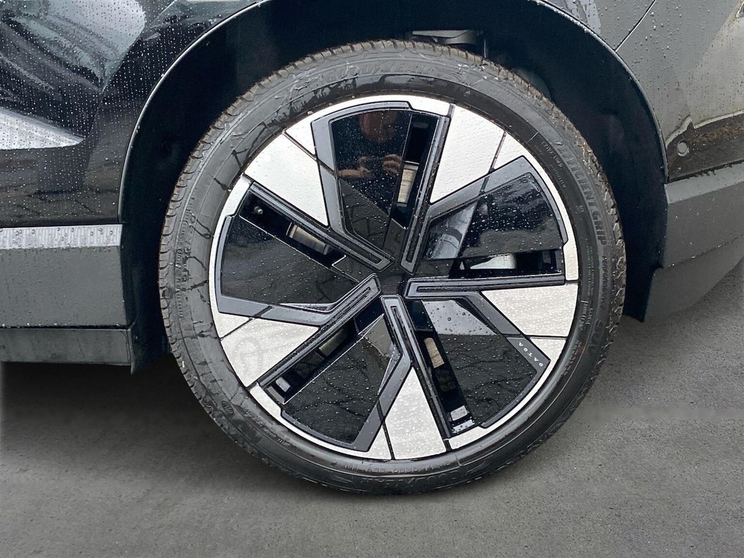 Used Volvo EX30 2025 for sale - 76763463: Photo 6