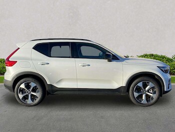 Used Volvo XC40 2025 for sale - 78310409: Photo