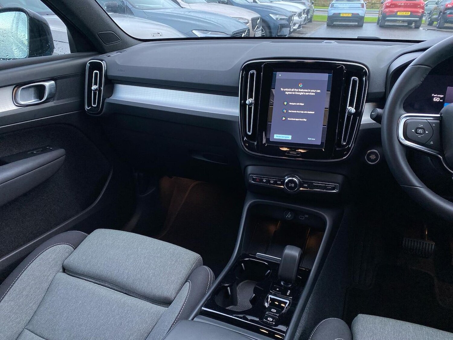 Used Volvo XC40 2023 for sale - 76407385: Photo 14