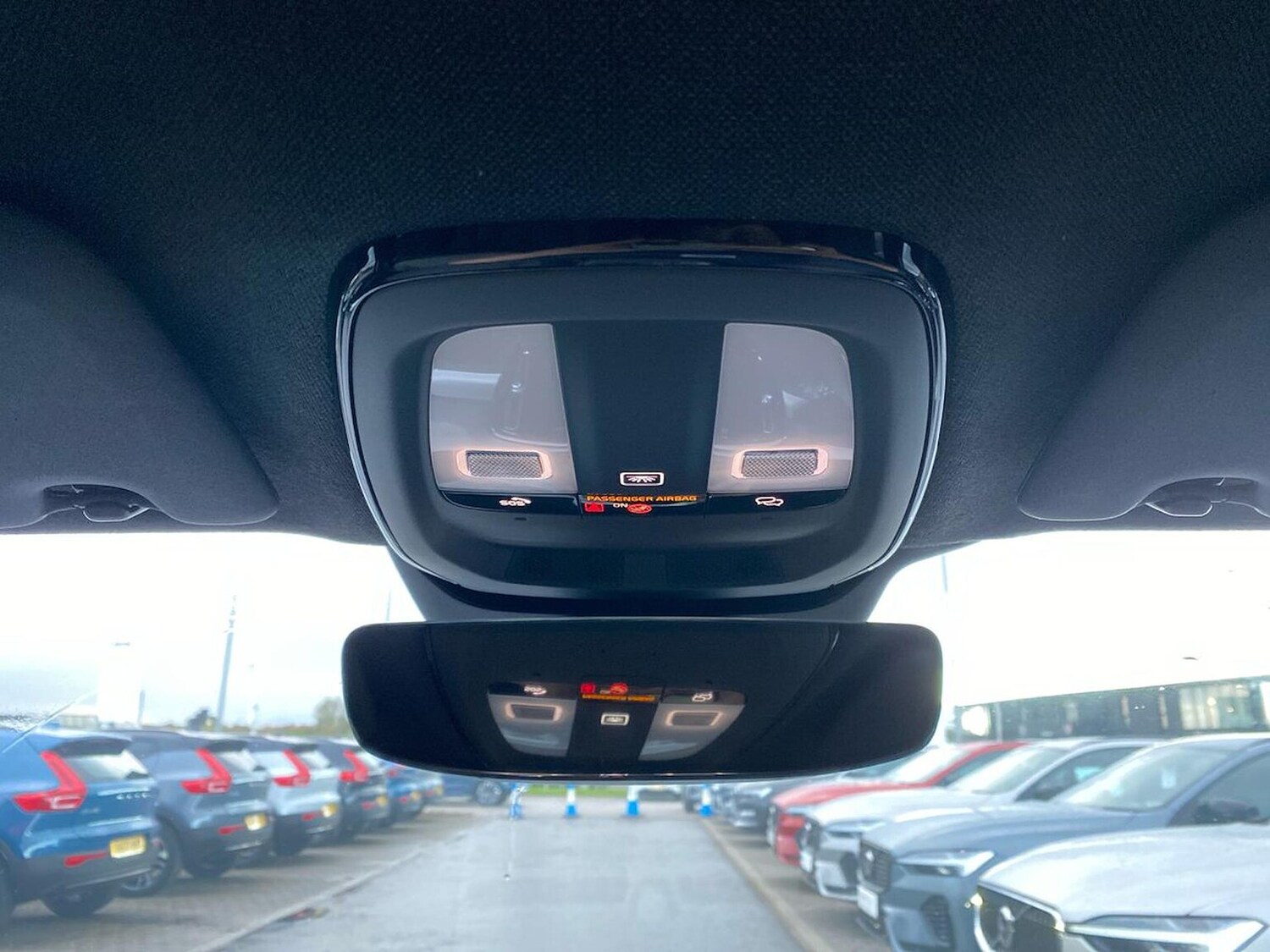 Used Volvo XC40 2023 for sale - 76407385: Photo 15