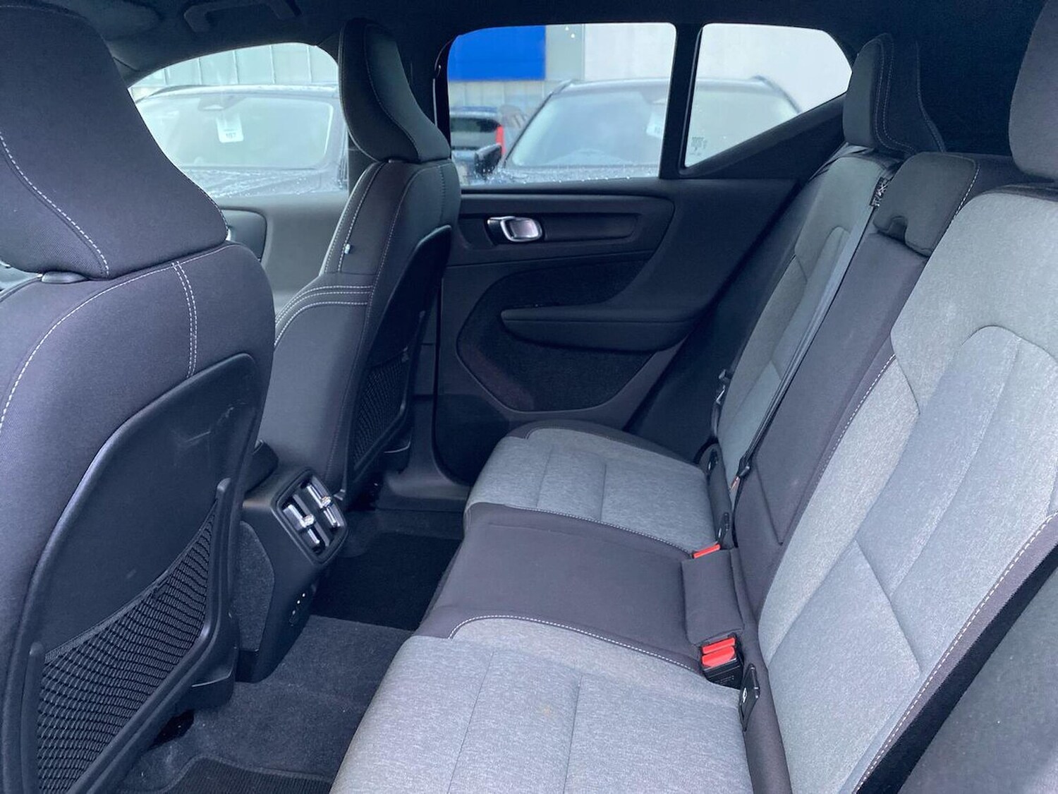 Used Volvo XC40 2023 for sale - 76407385: Photo 17