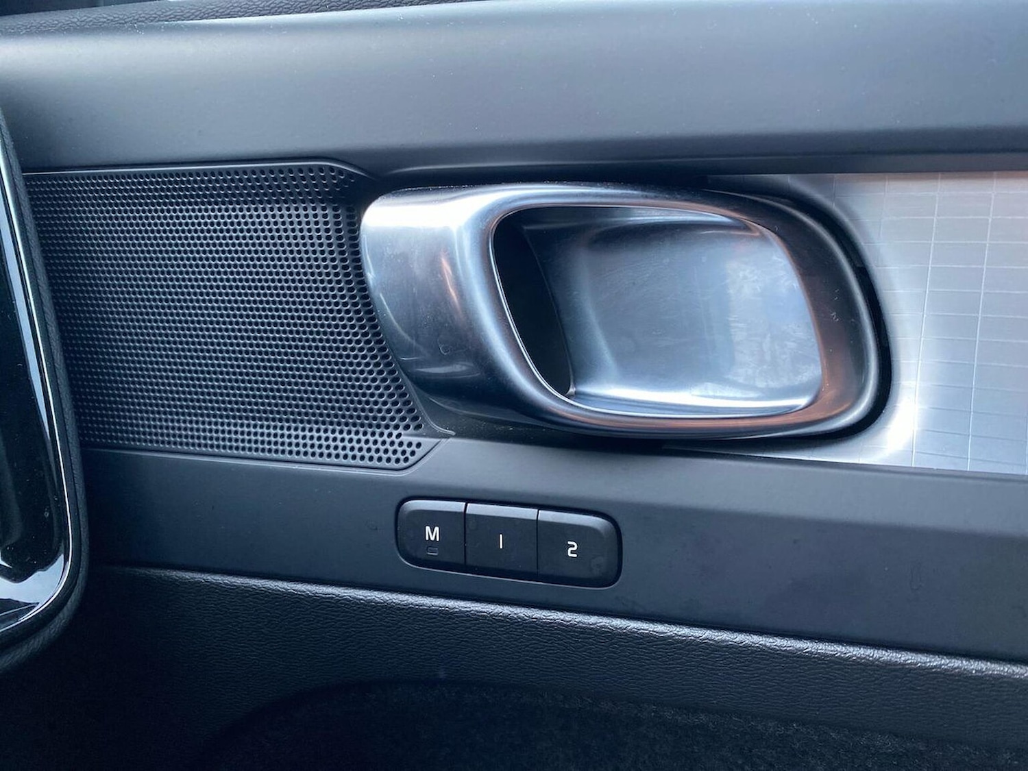 Used Volvo XC40 2023 for sale - 76407385: Photo 38