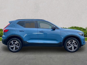 Used Volvo XC40 2023 for sale - 76407385: Photo