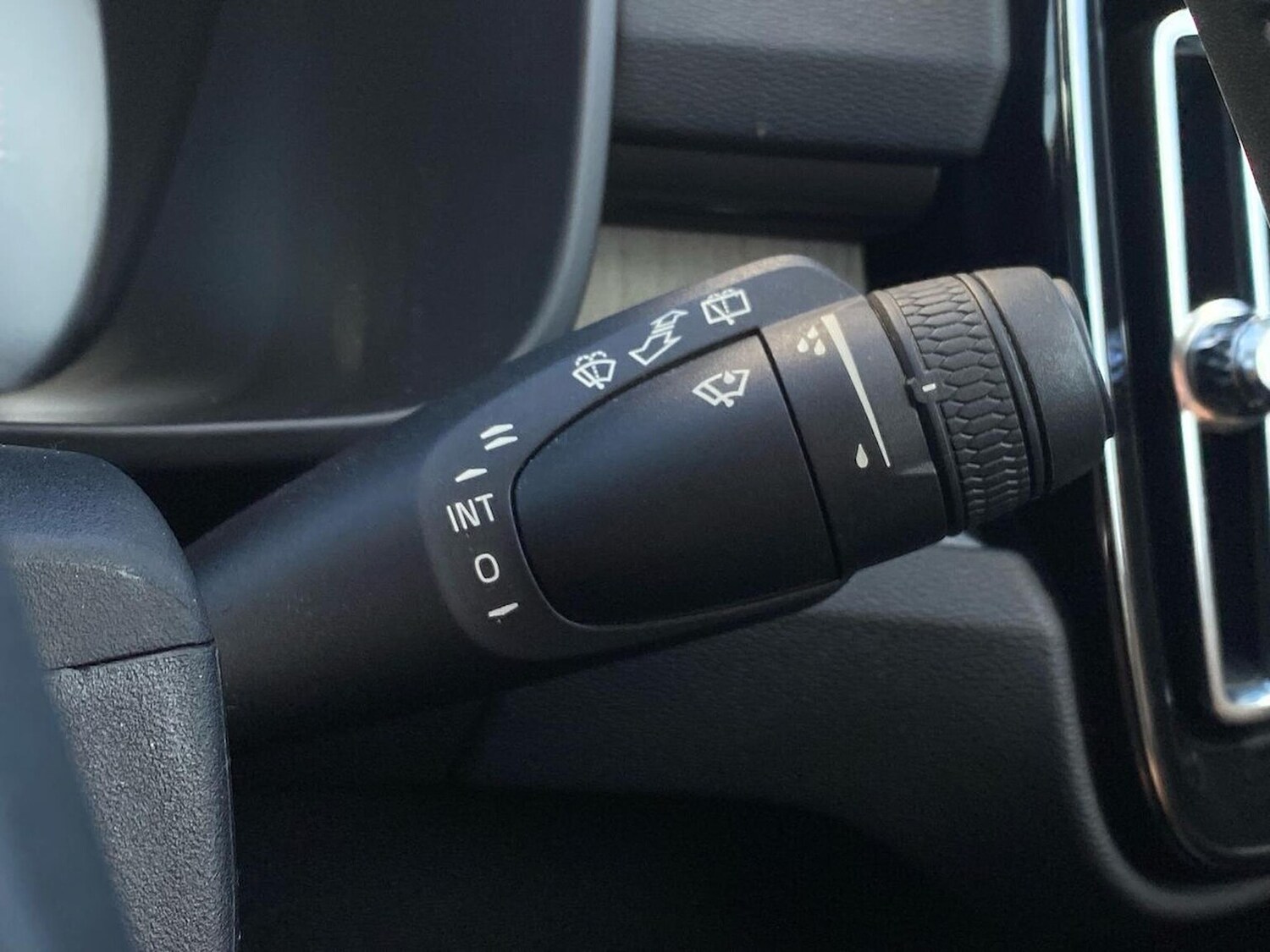 Used Volvo XC40 2021 for sale - 78139499: Photo 30