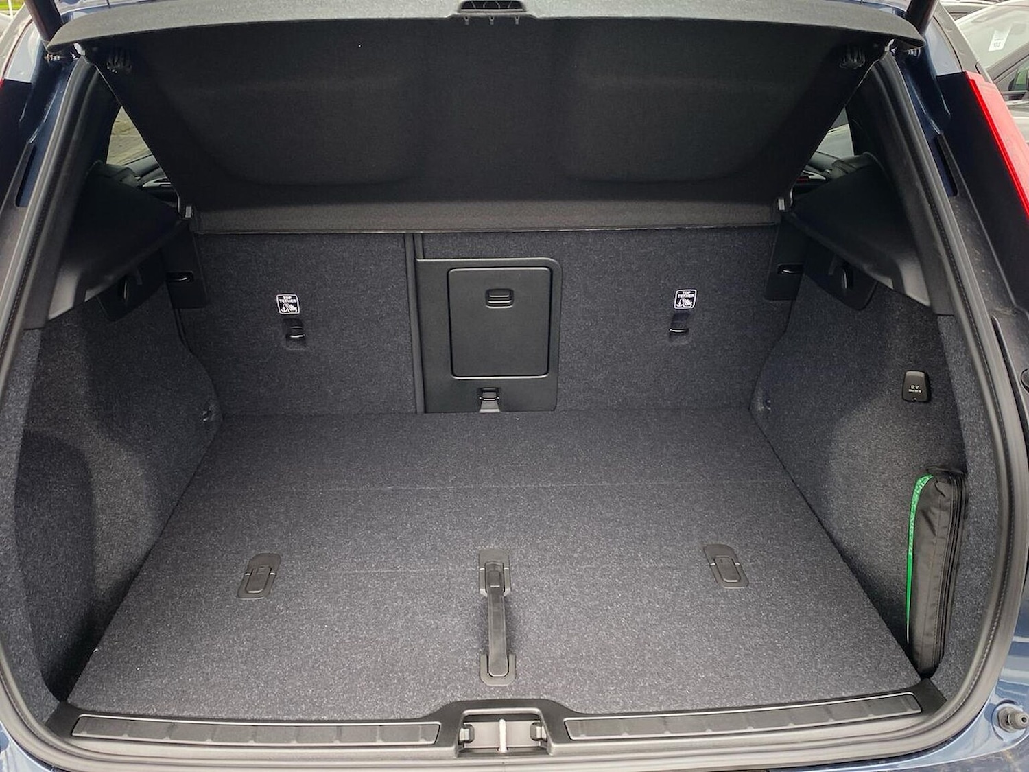 Used Volvo XC40 2025 for sale - 76115501: Photo 18