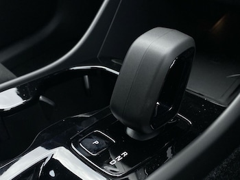 Used Volvo XC40 2025 for sale - 76115501: Photo