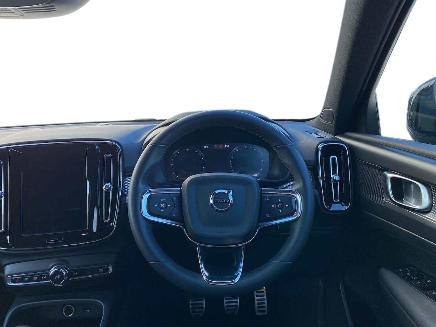 Used Volvo XC40 2022 for sale - 78191133: Photo 11