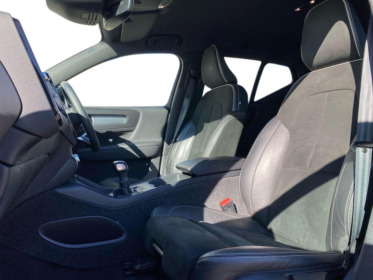 Used Volvo XC40 2022 for sale - 78191133: Photo 9