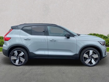 Used Volvo XC40 2025 for sale - 75498245: Photo