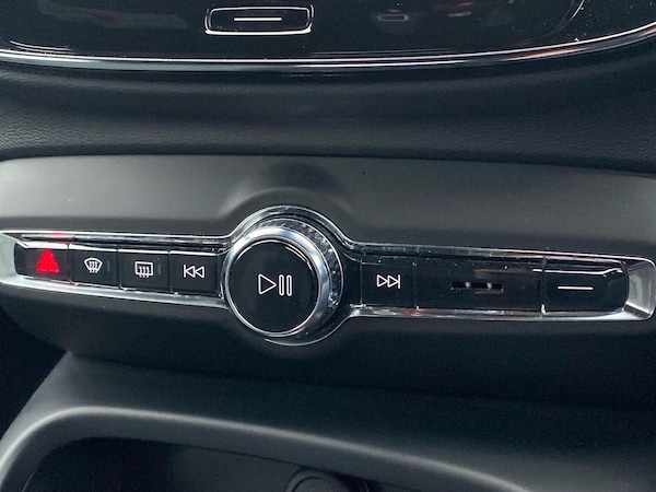 Used Volvo XC40 2022 for sale - 76293087: Photo 13