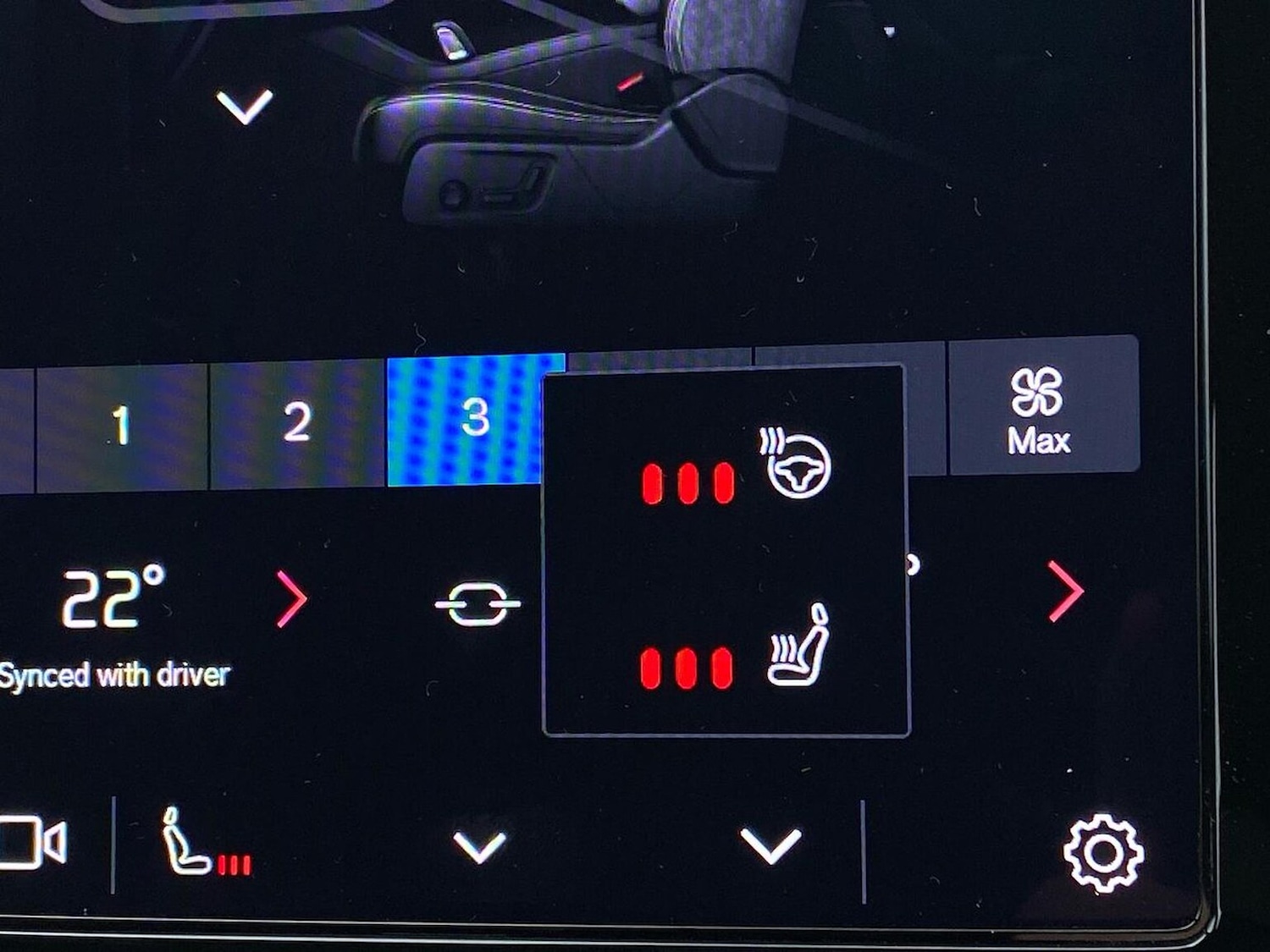 Used Volvo XC40 2022 for sale - 76293087: Photo 2