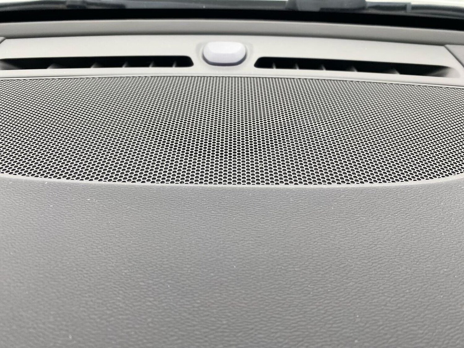 Used Volvo XC40 2022 for sale - 76293087: Photo 32