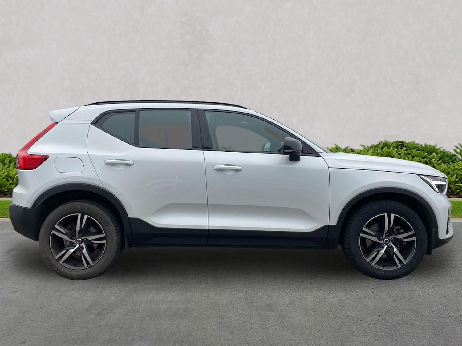 Used Volvo XC40 2022 for sale - 76293087: Photo 4