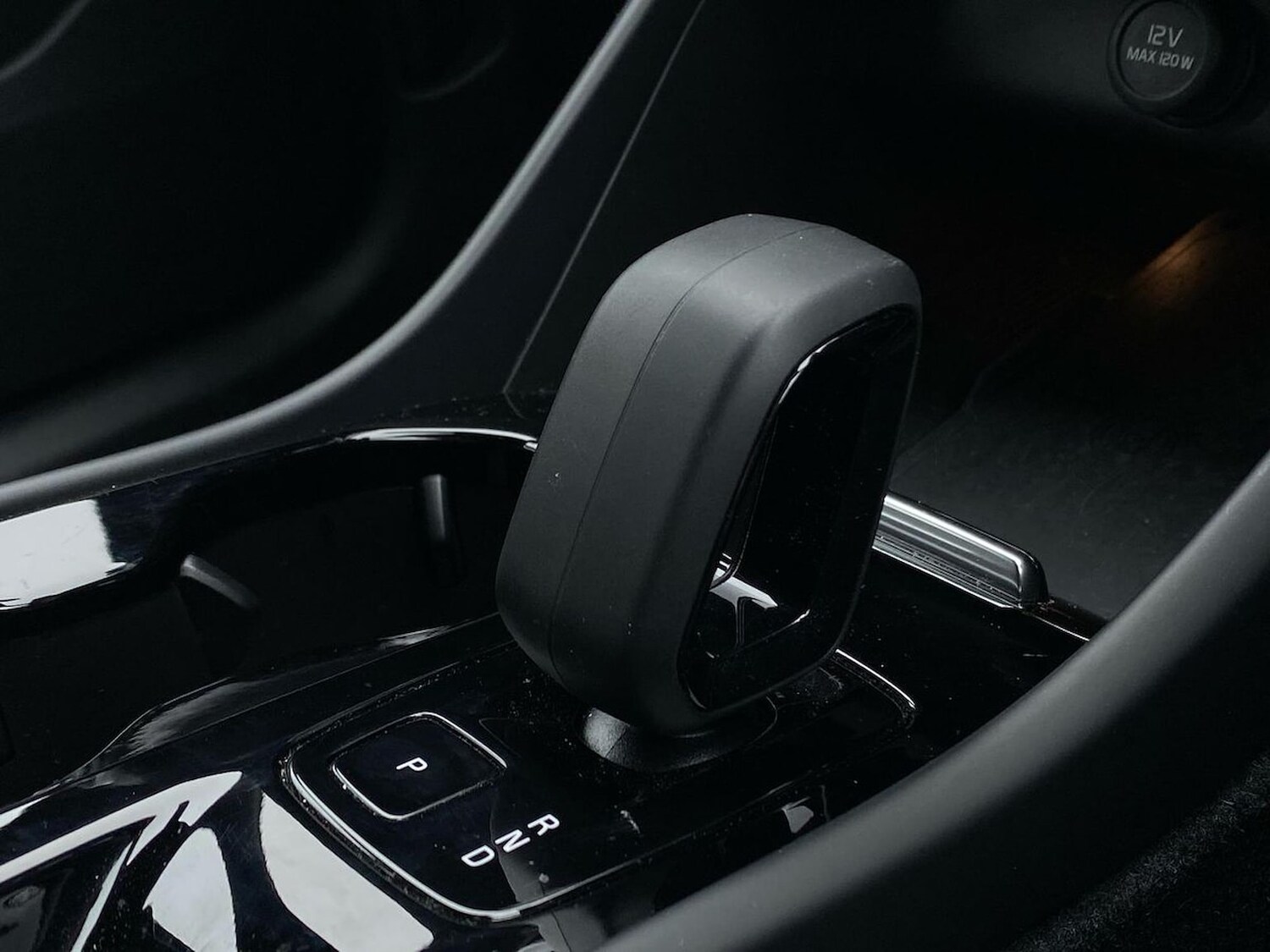 Used Volvo XC40 2022 for sale - 76293087: Photo 40