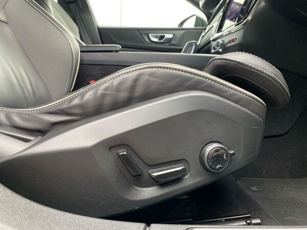 Used Volvo S60 2022 for sale - 76299443: Photo 31