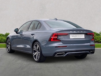 Used Volvo S60 2022 for sale - 76299443: Photo