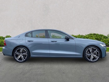 Used Volvo S60 2022 for sale - 76299443: Photo